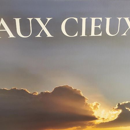 Aux Cieux Lägenhet Bénévent-lʼAbbaye Exteriör bild