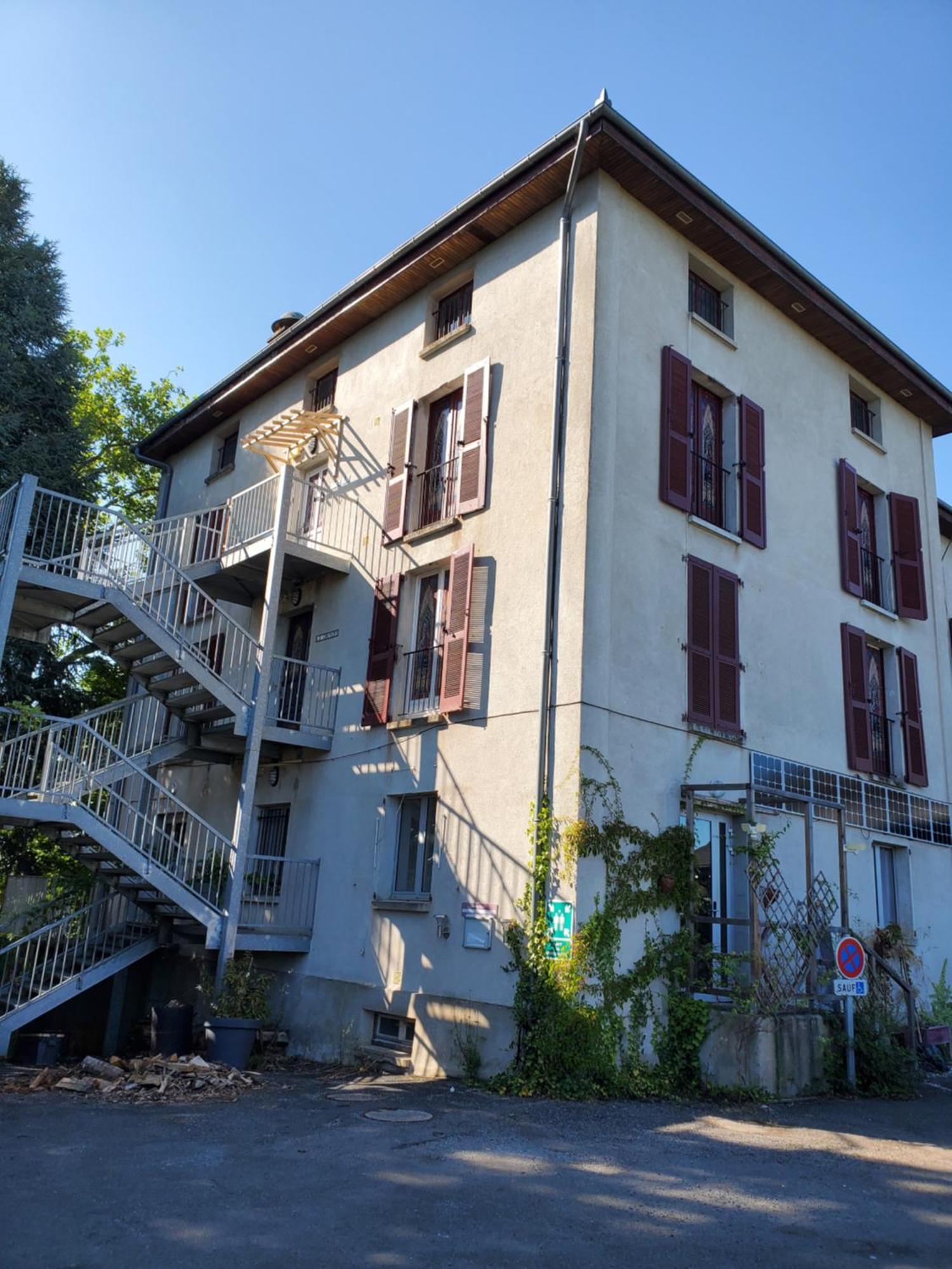 Aux Cieux Lägenhet Bénévent-lʼAbbaye Exteriör bild