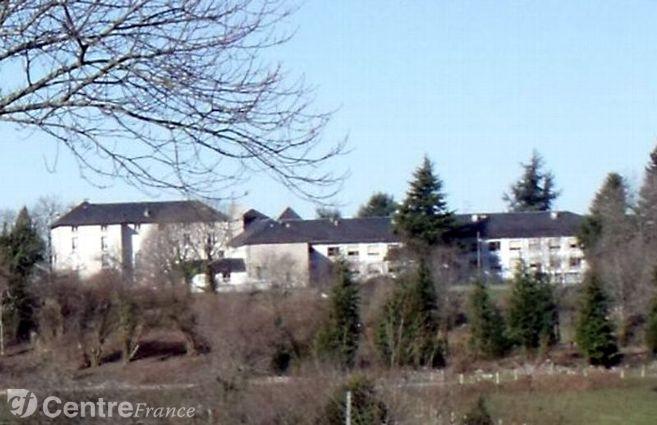 Aux Cieux Lägenhet Bénévent-lʼAbbaye Exteriör bild